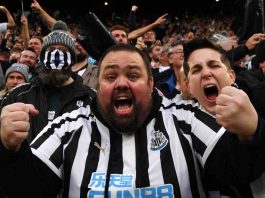 Supporter del Newcastle che festeggiano - credit: Getty Images. Sportmeteoweek