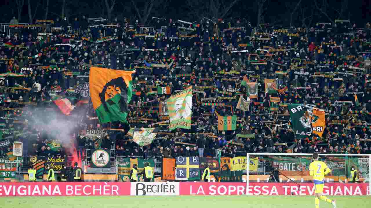 Tifosi del Venezia allo Stadio Penzo (credit: Getty Images)