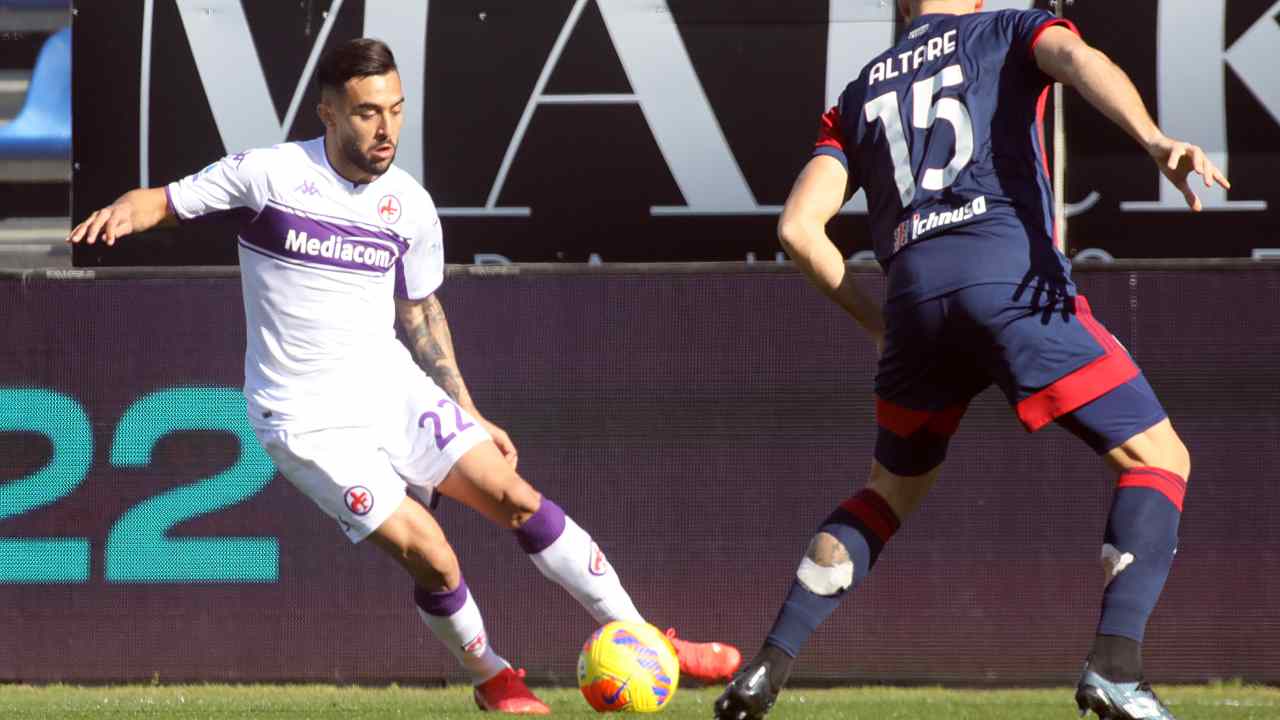 Nco Gonzalez in azione durante Cagliari-Fiorentina (credit: Getty Images)