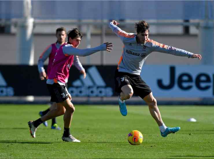 Vlahovic si allena con i nuovi compagni (Credit Foto Juventus Twitter)