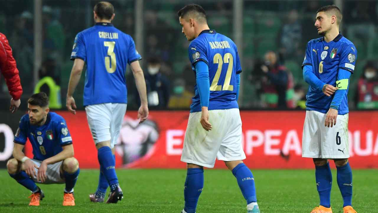 La disperazione dell'Italia dopo la sconfitta con la Macedonia - credits: Ansa Foto. Sportmeteoweek